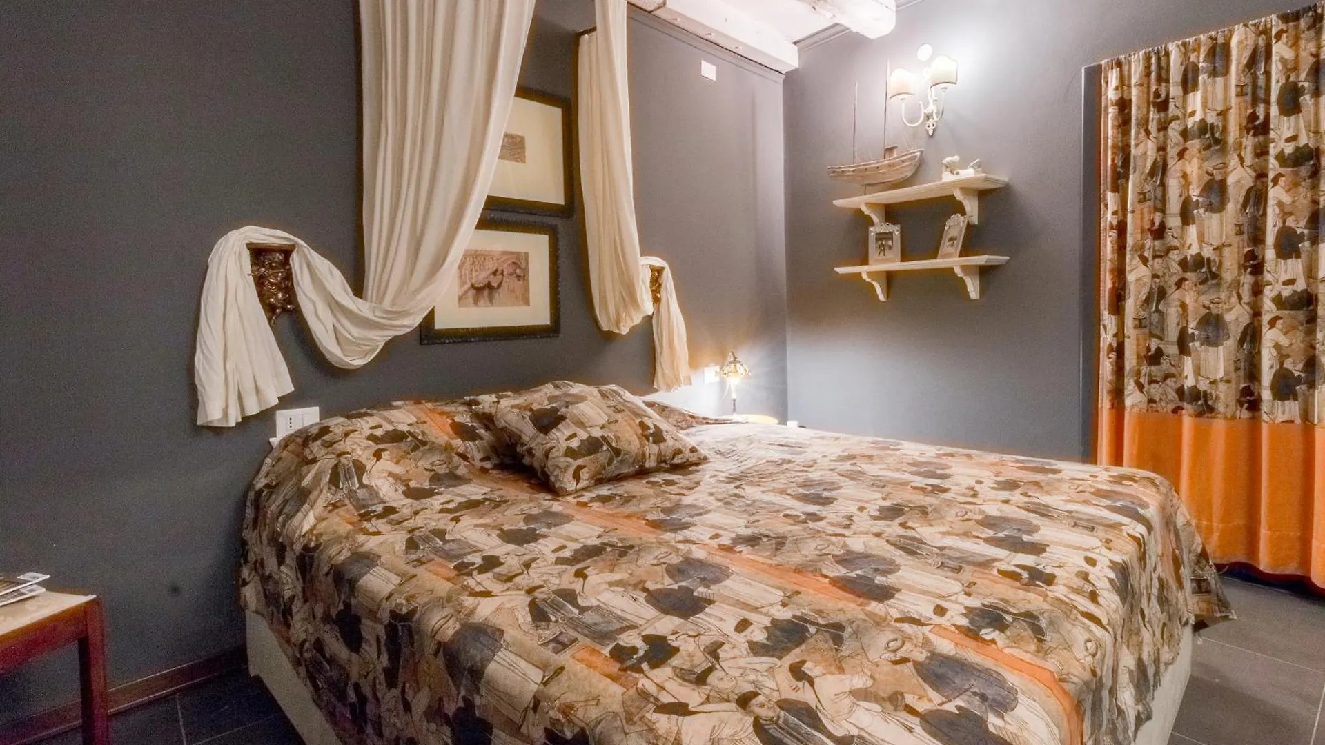 Rio Marin Floating Gondola View & Patio Apartment Venice 0*,  Italy