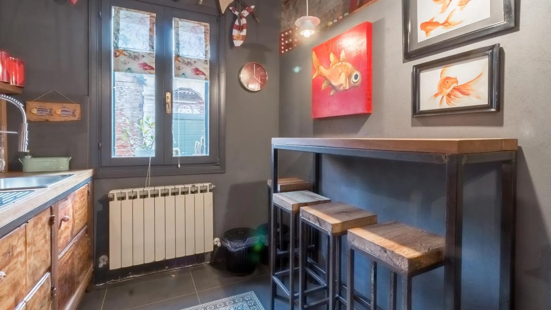 Rio Marin Floating Gondola View & Patio Apartment Venice